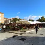 Antique - Center *