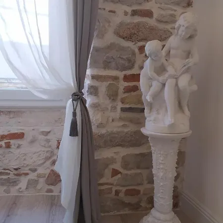 Antique - Center Apartment Zadar